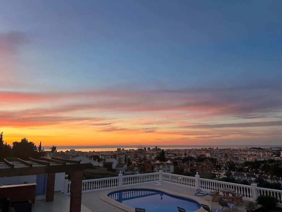 Breathtaking Andalusian Villa Santa Fe de los Boliches Spanje