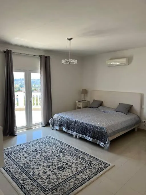 Breathtaking Andalusian Villa Santa Fe de los Boliches Spanje
