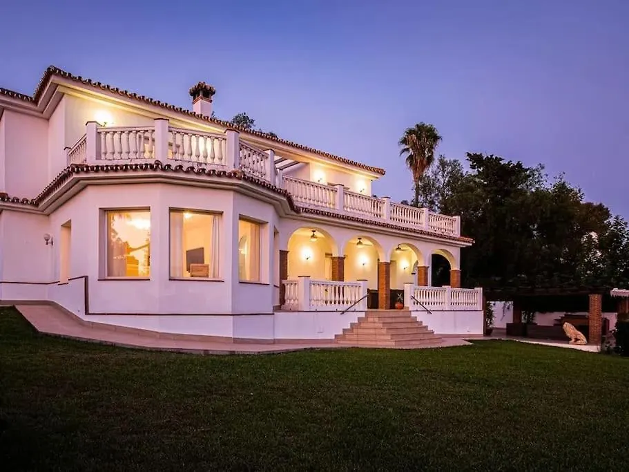 Breathtaking Andalusian Villa Santa Fe de los Boliches